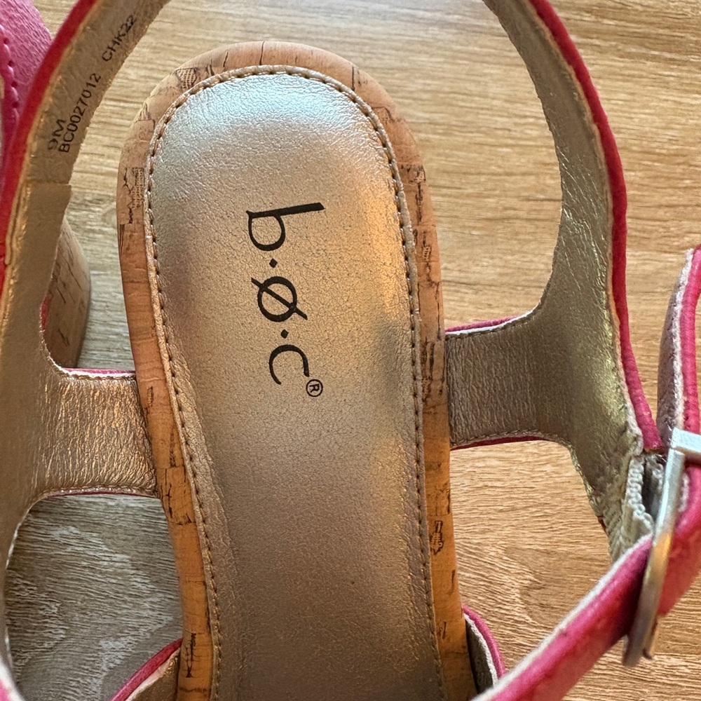 B.OC. Women’s hot pink cork platform & heel sandal size 9M to - Picture 2 of 8